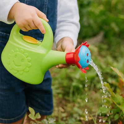 Arrosoir -plastique pour enfant Rigol - Eau vert en gros plan