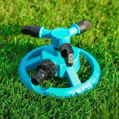 Gros plan sur les trous de jet de l'Arrosage automatique Tournivert 360
