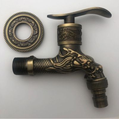 Robinet exterieur | Dragon Laiton™ - Katherine Jardine