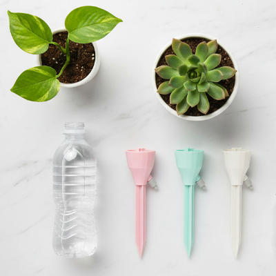 Arrosage automatique ReglOgoutte avec bouteille recyclée