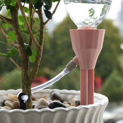 Arrosage automatique RegloGoutte  rose avec système de goutteur ciblé