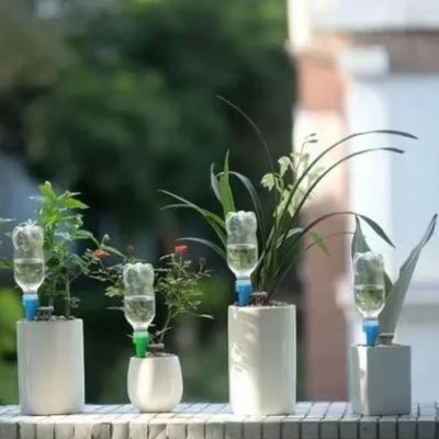 Arrosage Goutte a goutte HydroSmart dans plusieurs formats de plantes en pot extérieurs