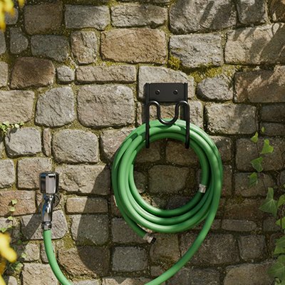 Support tuyau arrosage HoseHub 
 organisé